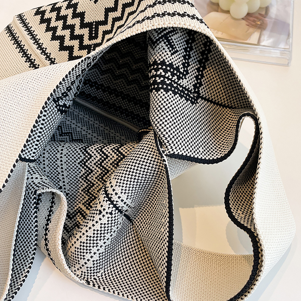 Handmade Knit Handbag Women Mini Knot Wrist-bag Female Bag - Image 3