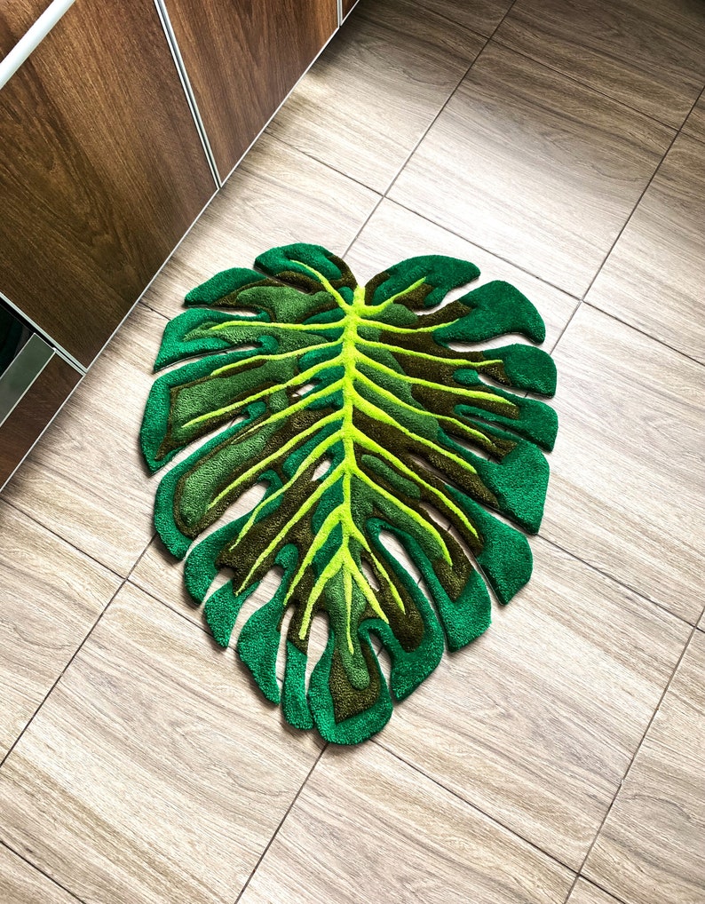 Green Monstera Leaf Rug Hand-Tufted Home Decor - Image 2